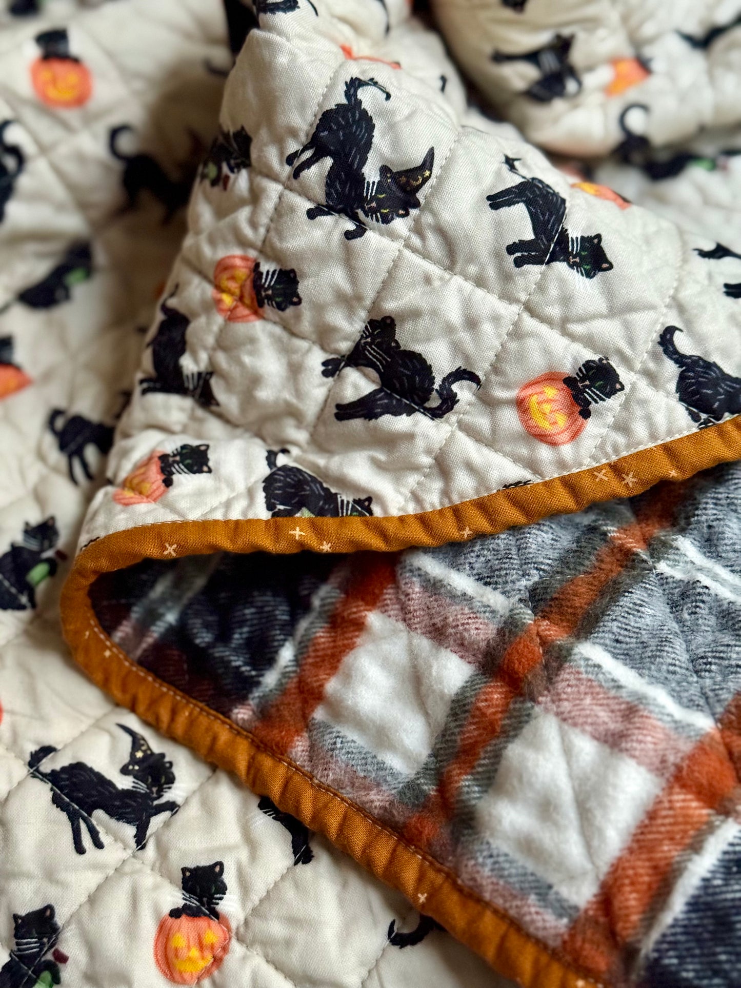 Kid Size Quilt - Halloween Black Cats