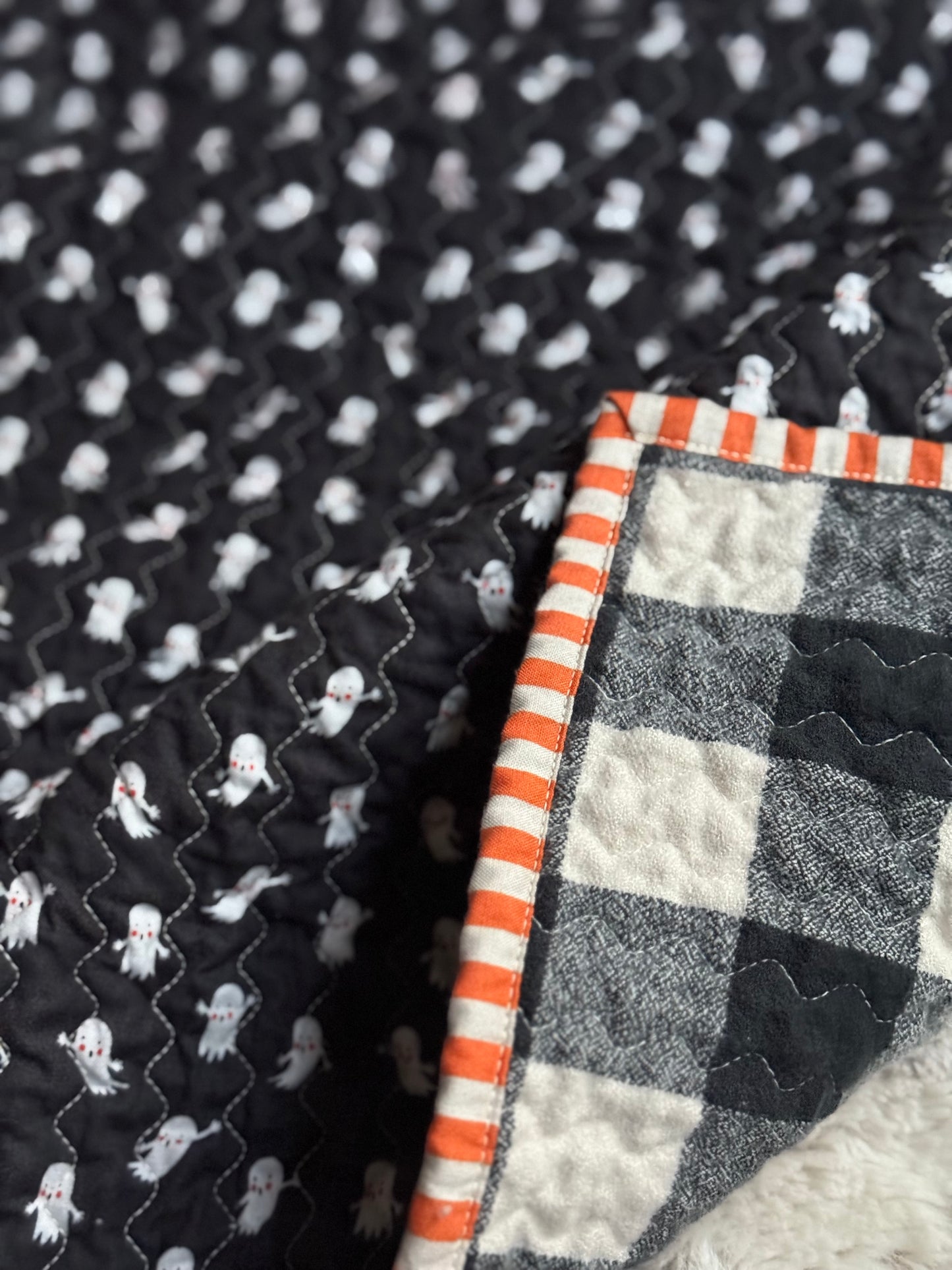 Kid Size Quilt - Black Ghosties