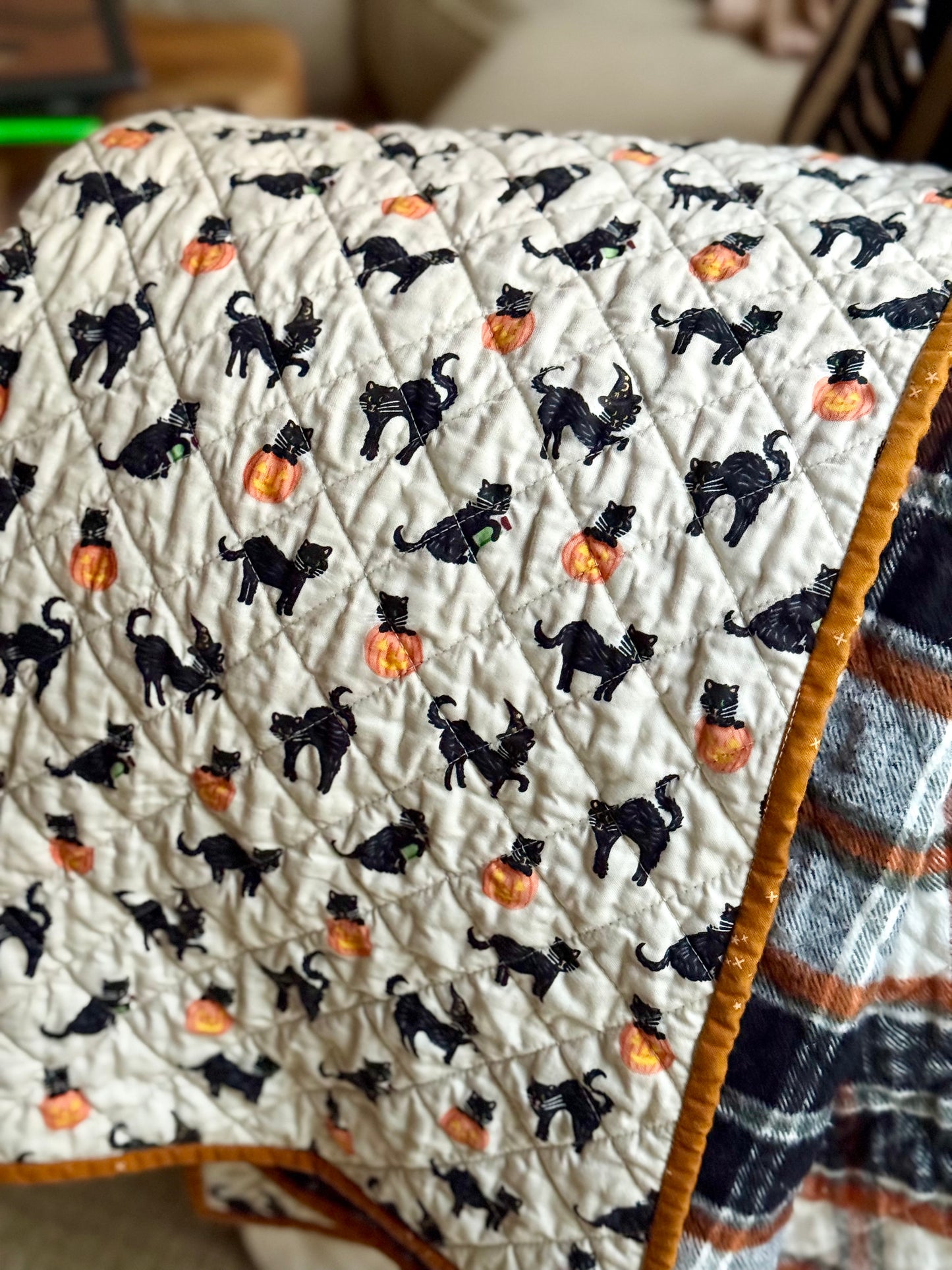 Kid Size Quilt - Halloween Black Cats