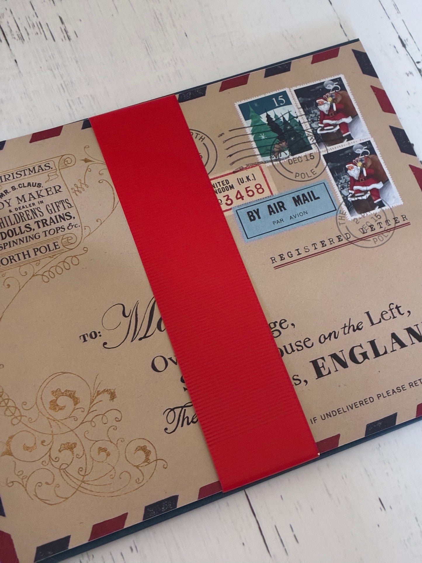 Letters from the North Pole: With Five Letters from Santa Claus to Pull Out and Read