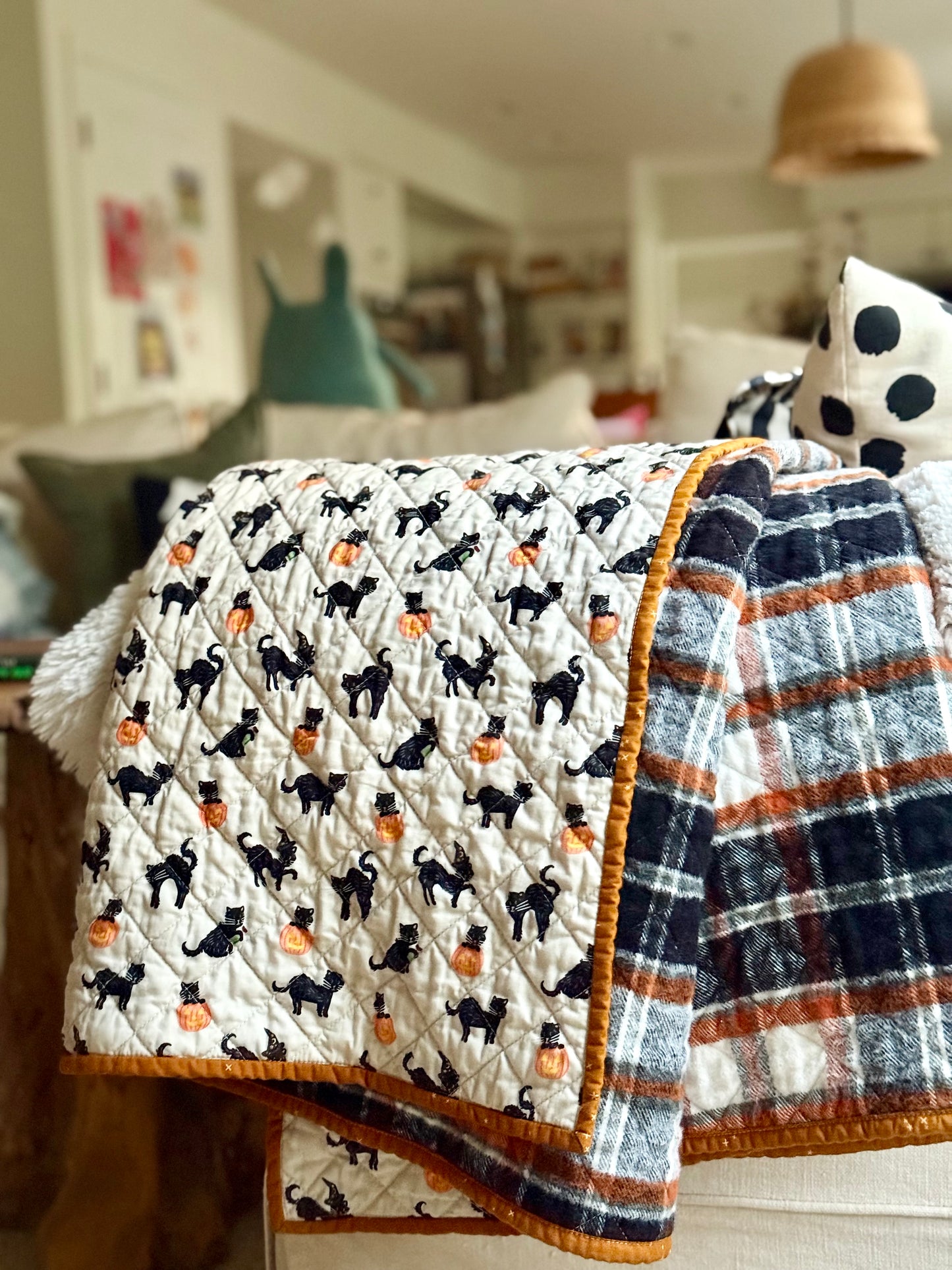 Kid Size Quilt - Halloween Black Cats