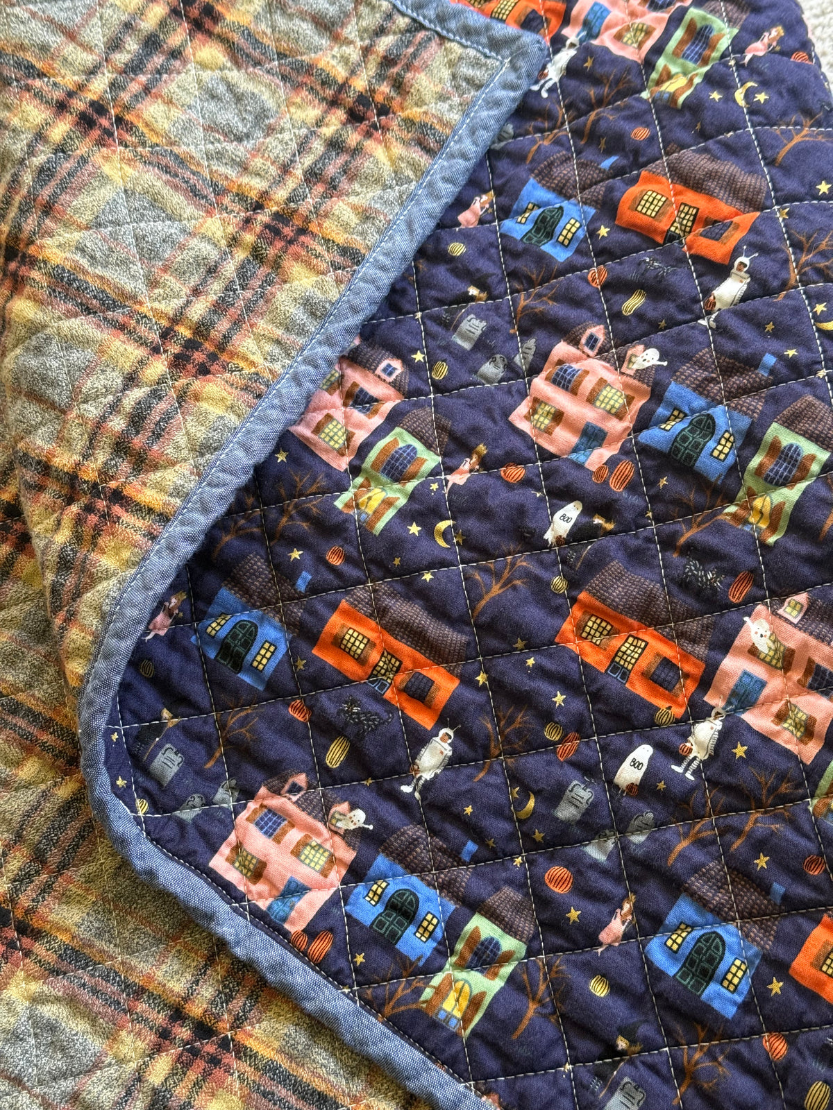 Kid Size Quilt - Halloween Night
