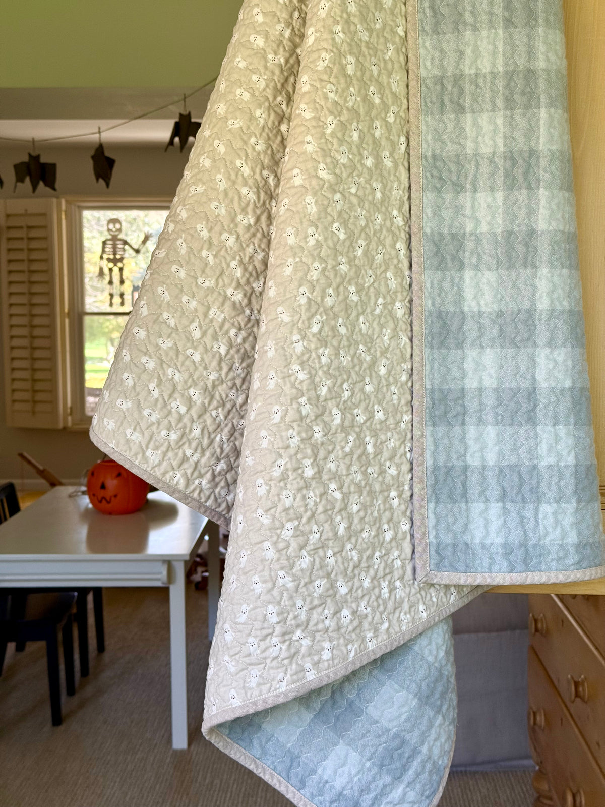 Kid Size Quilt - Little Ghosties