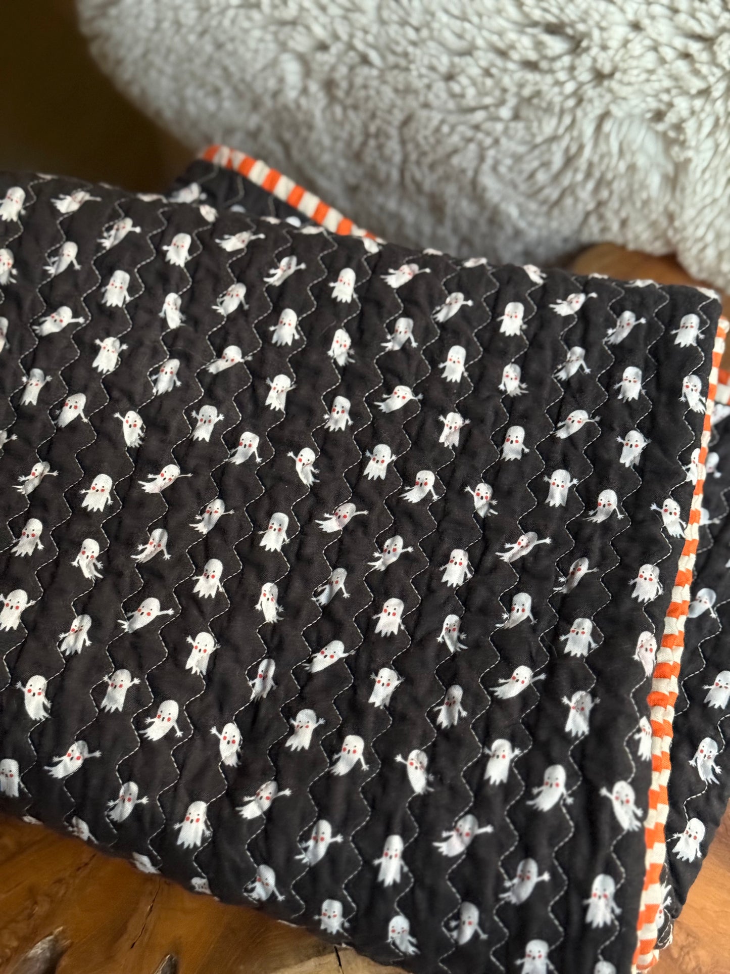 Kid Size Quilt - Black Ghosties