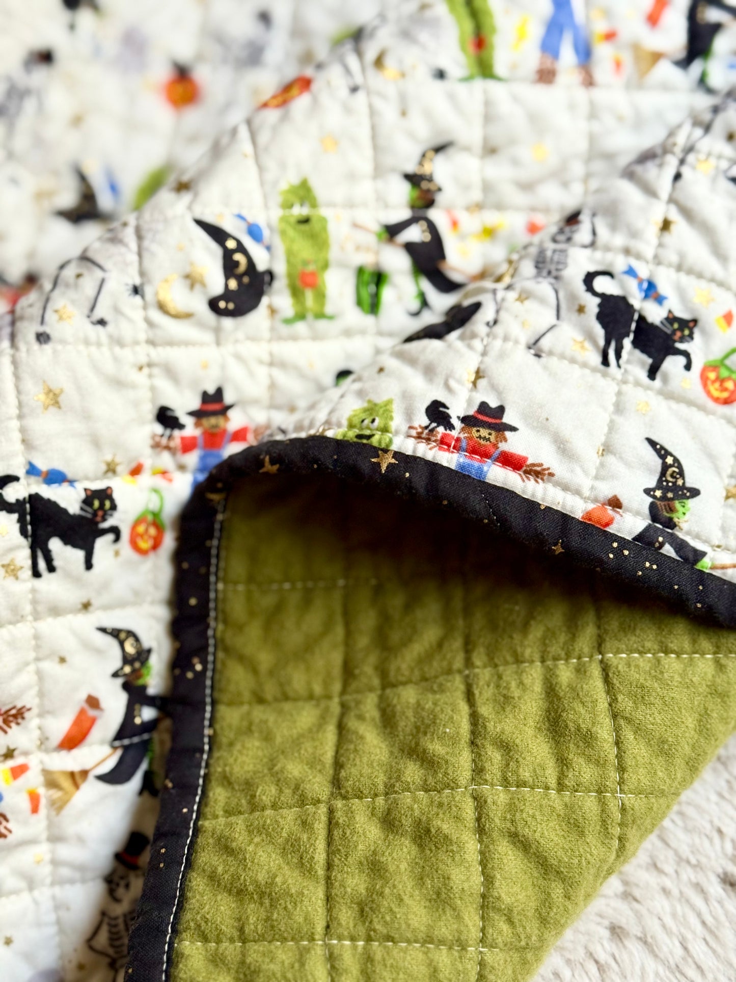 Kid Size Quilt - Halloween Parade