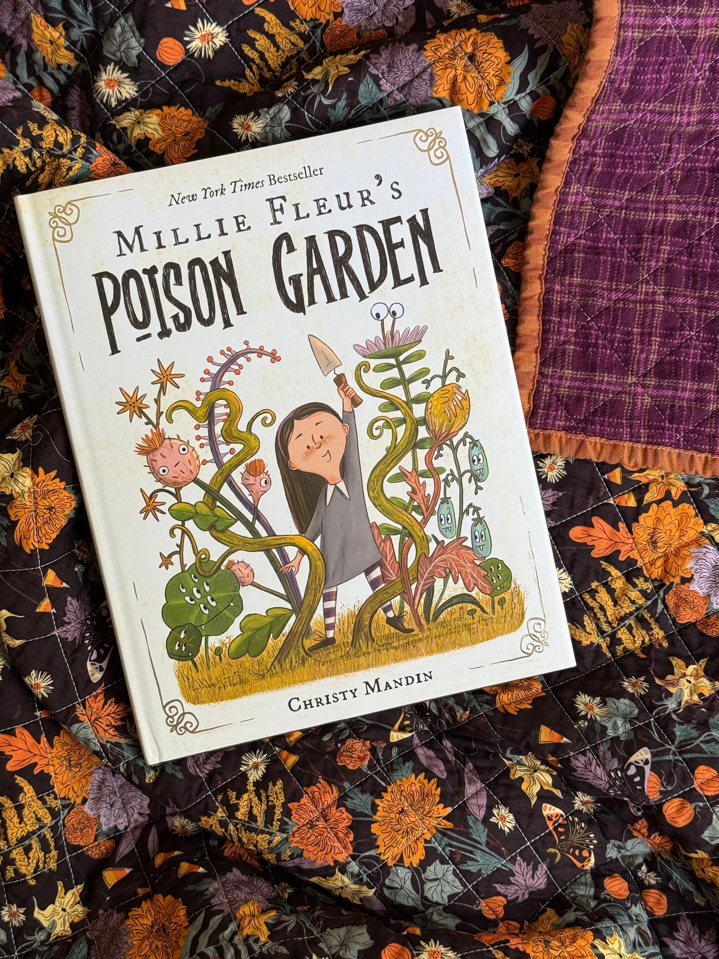 Book and Quilt Gift Set - Millie Fleur's Poison Gardn