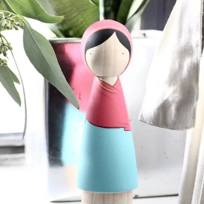 Maya Collectible 7 Wooden Peg Doll